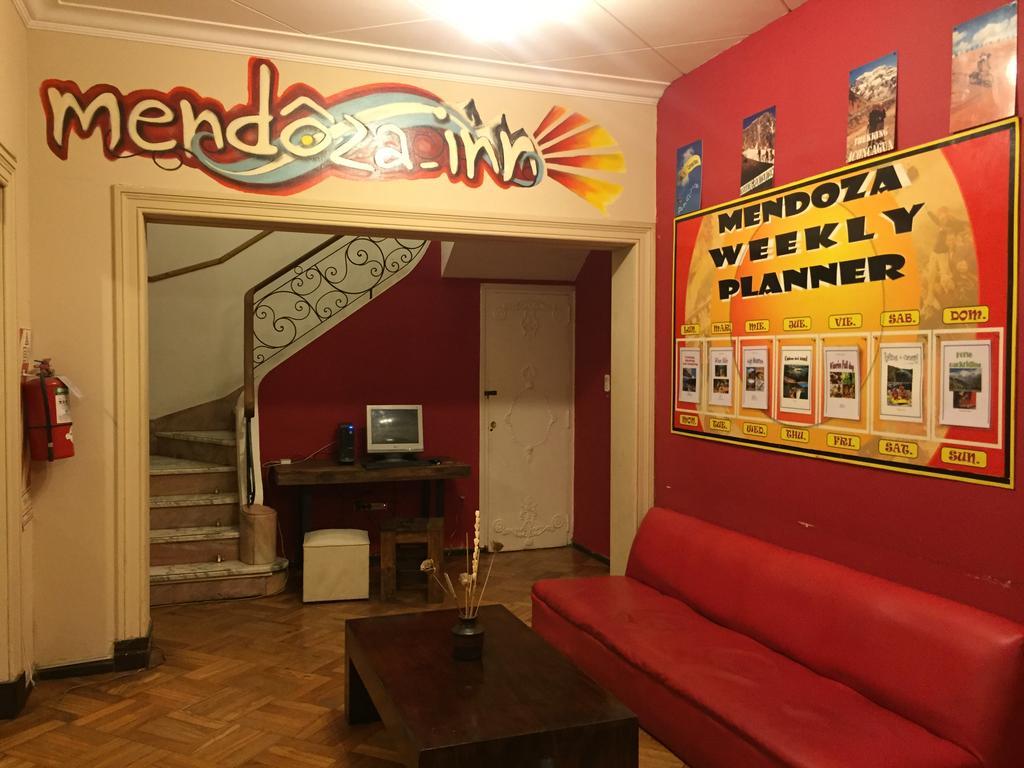 Hostel Mendoza Inn Екстер'єр фото